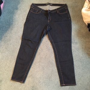Old Navy RockStar Straight Leg Jeans